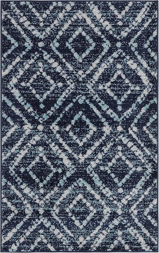 SAFAVIEH Adirondack Collection Accent Rug - 4' x 6', Navy & Ivory, Modern Diamond Distressed Design, Non-Shedding & Easy Care, Ideal for High Traffic Areas in Entryway, Living Room, Bedroom (ADR131N)