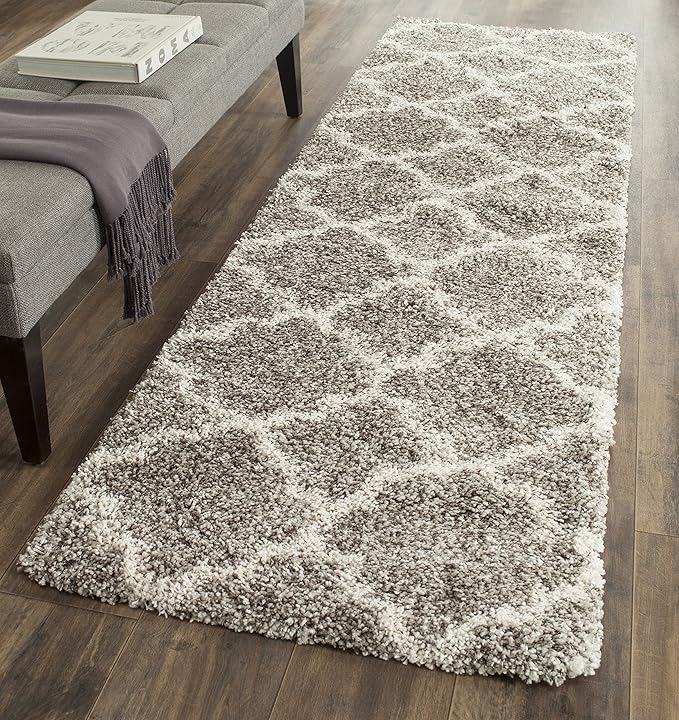 SAFAVIEH Hudson Shag Collection Accent Rug - 2' x 3', Grey & Ivory, Trellis Design, Non-Shedding & Easy Care, 2-inch Thick Ideal for High Traffic Areas in Entryway, Living Room, Bedroom (SGH282B)